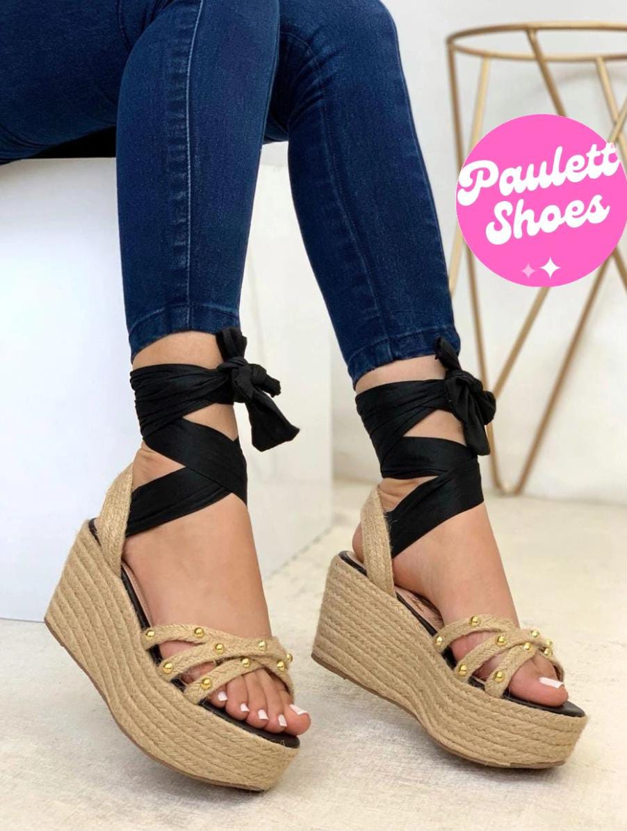 Plataforma romana cruzada de perlas doradas - PAULETT SHOES